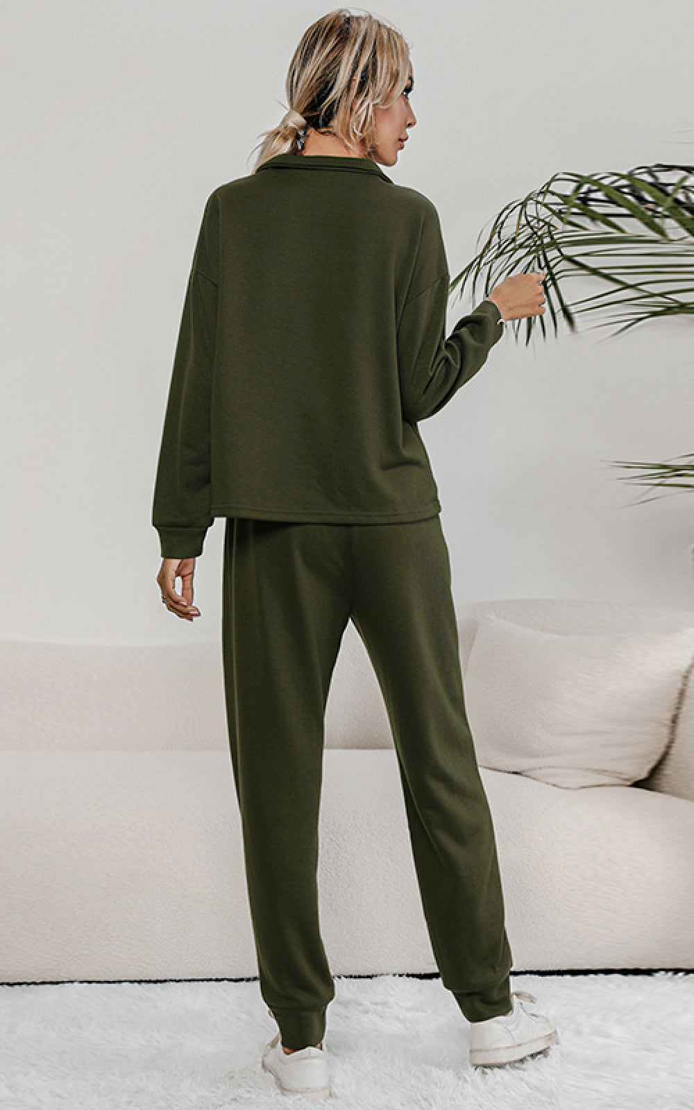 Snap Collar Lounge Set