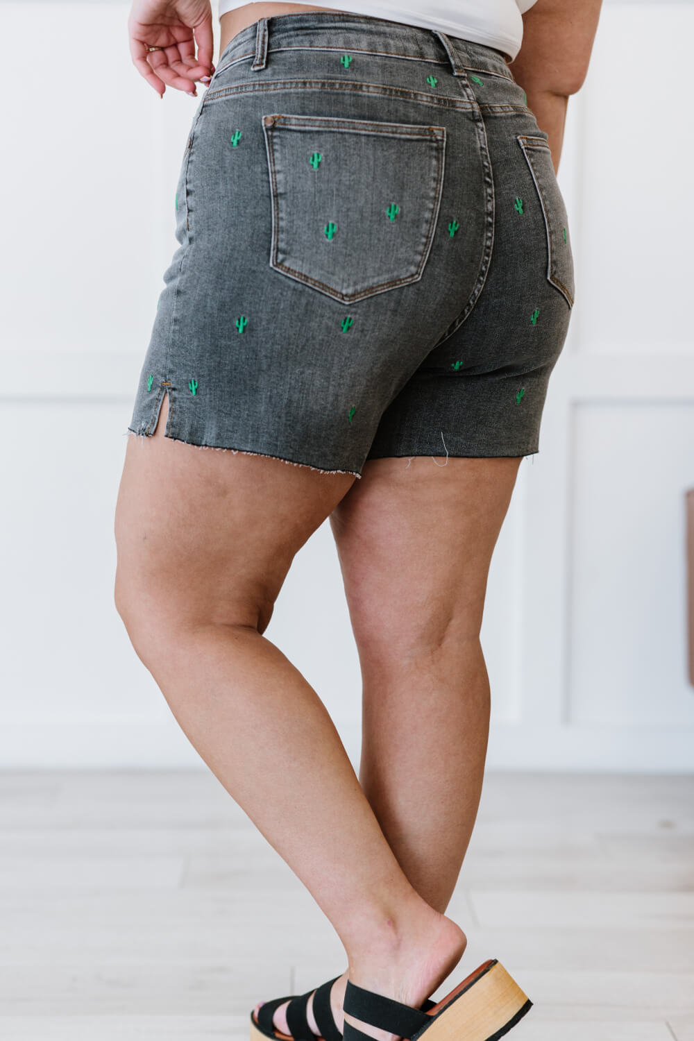 Saguaro Dreams Judy Blue Cactus Embroidered Shorts