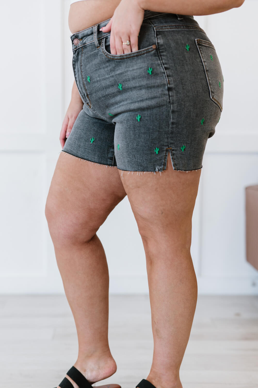 Saguaro Dreams Judy Blue Cactus Embroidered Shorts