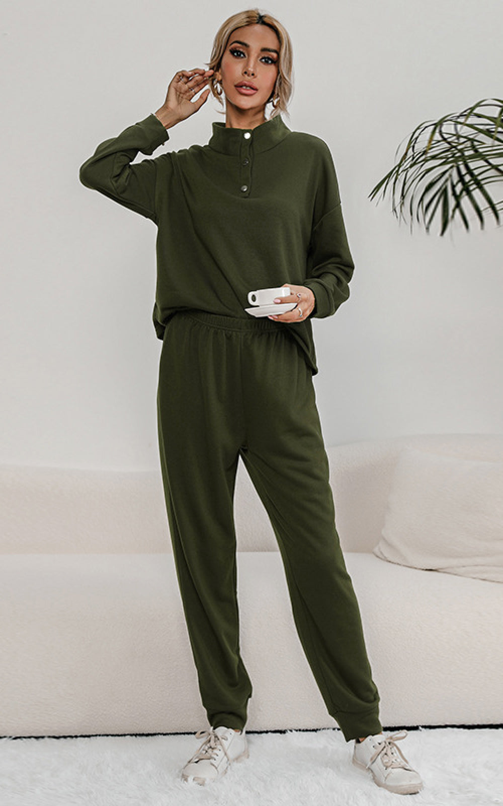 Snap Collar Lounge Set