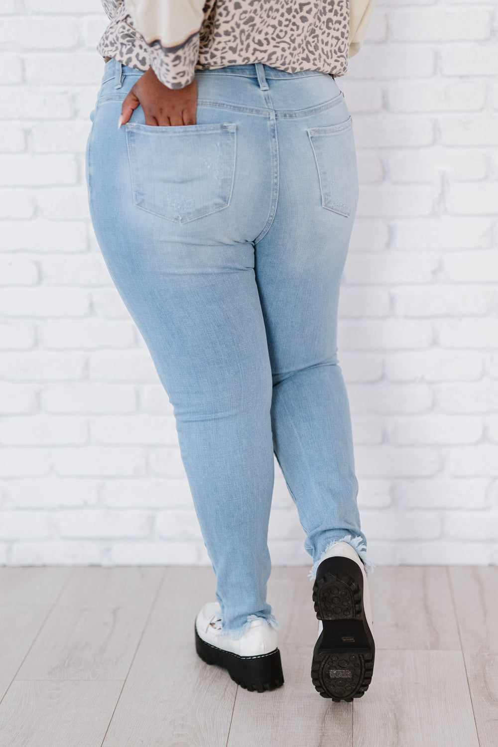 At Last Kancan Distressed Jeans