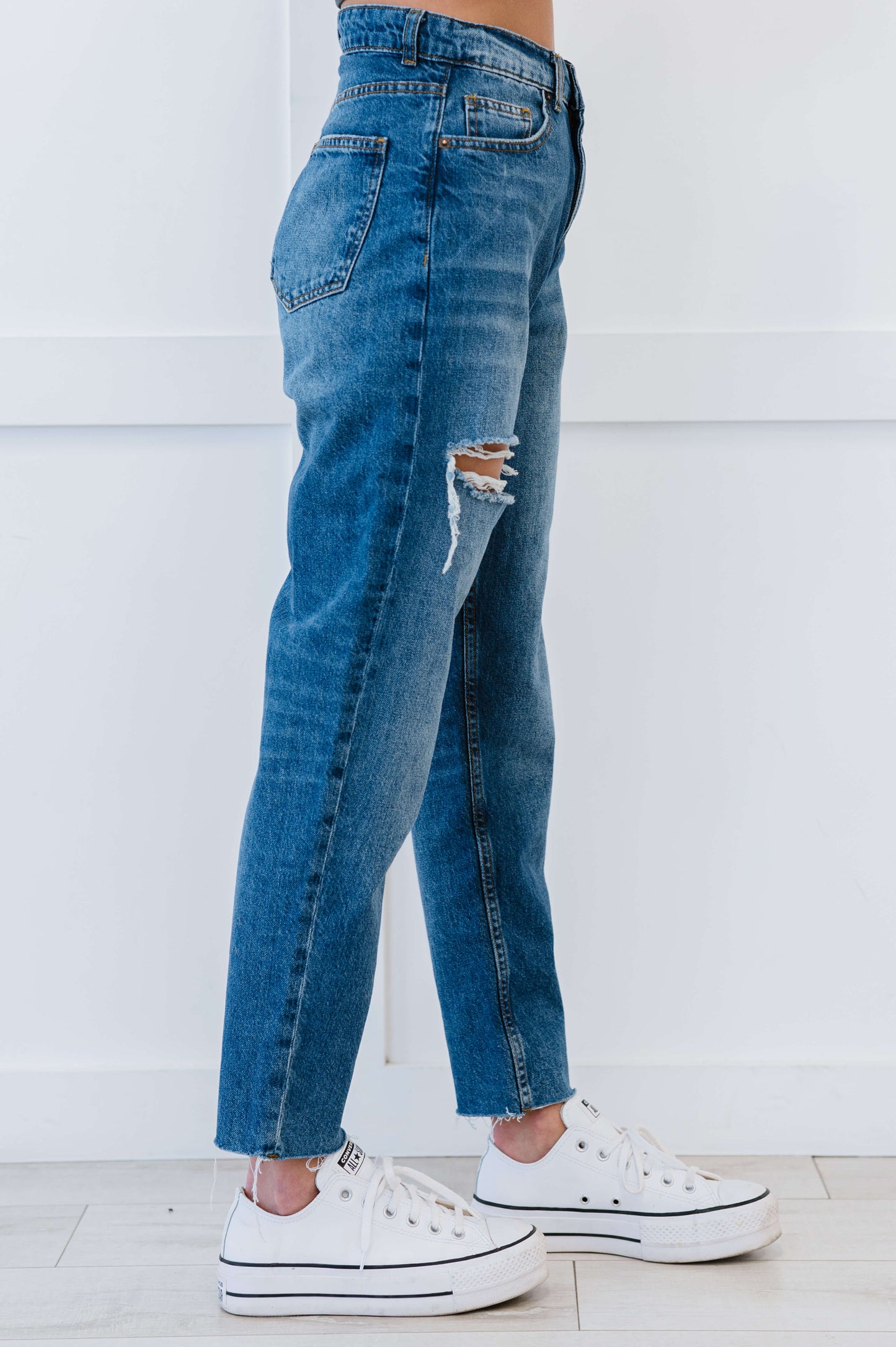 Muselooks Distressed High Waist Boyfriend Jeans